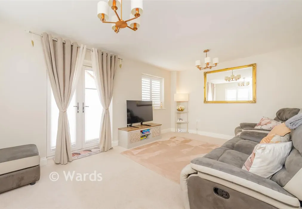 Lounge - Peacock Close, Greenhithe, Kent - Wards of Kent