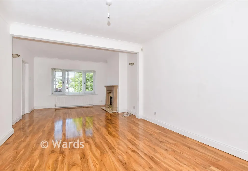 Lounge - Taylor Road, Snodland, Kent - Wards of Kent