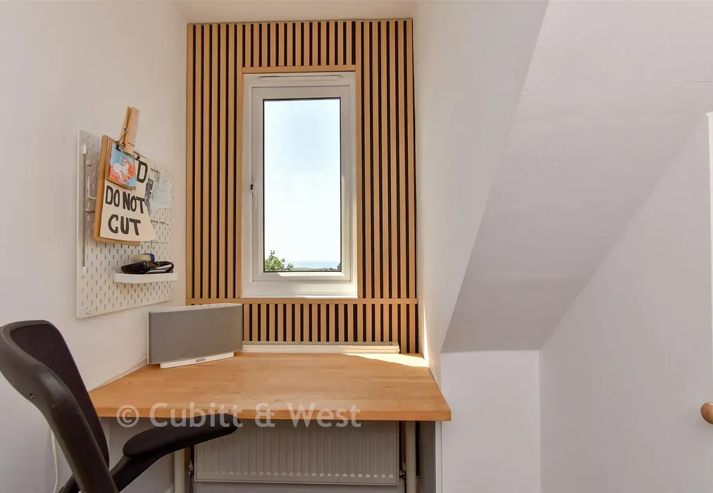 Internal Lifestyle Photograph - McWilliam Road, Woodingdean, Brighton, East Sussex - Wards of Kent