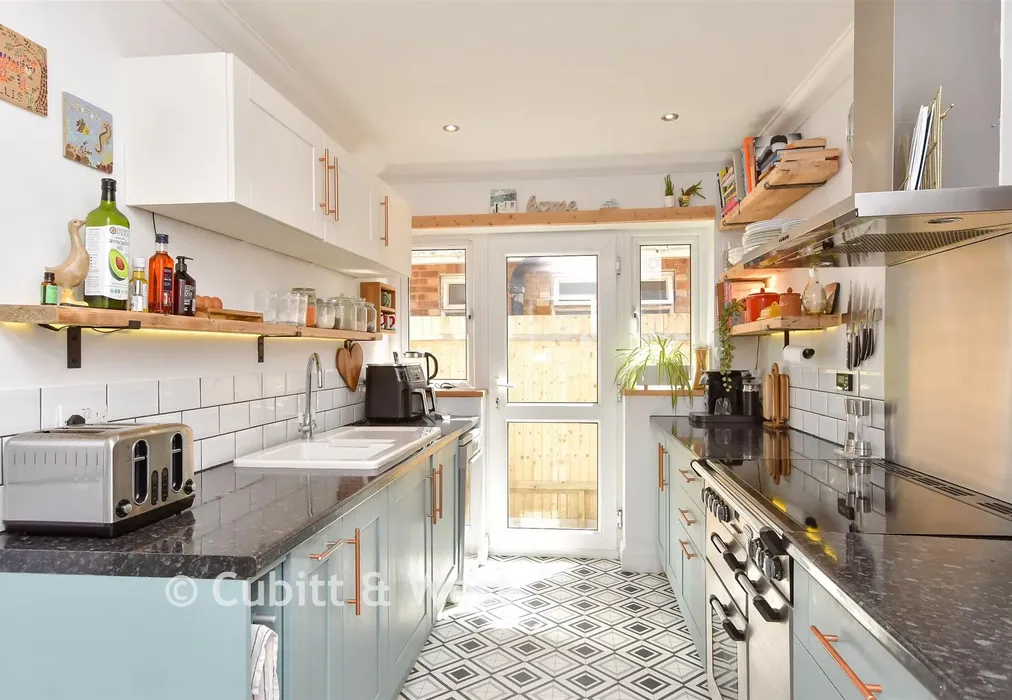 Kitchen - McWilliam Road, Woodingdean, Brighton, East Sussex - Wards of Kent