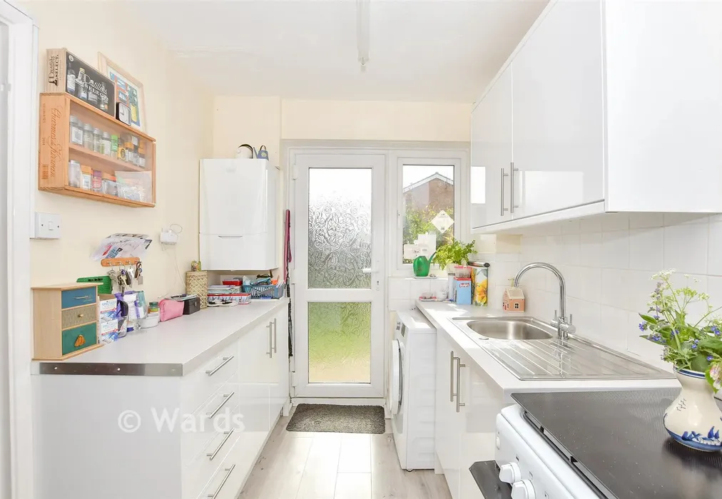 Kitchen - Tydeman Road, Bearsted, Maidstone, Kent - Wards of Kent