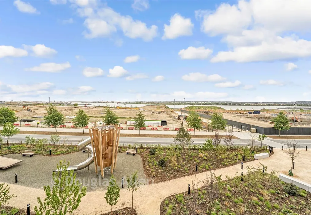 Lifestyle - Kings Hill, Barking, Essex - Wards of Kent