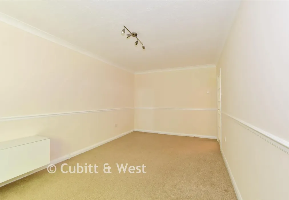Lounge/Dining Room - Brighton Road, Southgate, Crawley, West Sussex - Wards of Kent