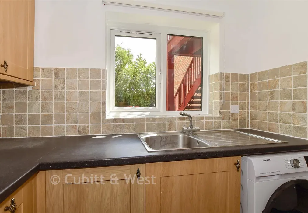 Kitchen - Brighton Road, Southgate, Crawley, West Sussex - Wards of Kent