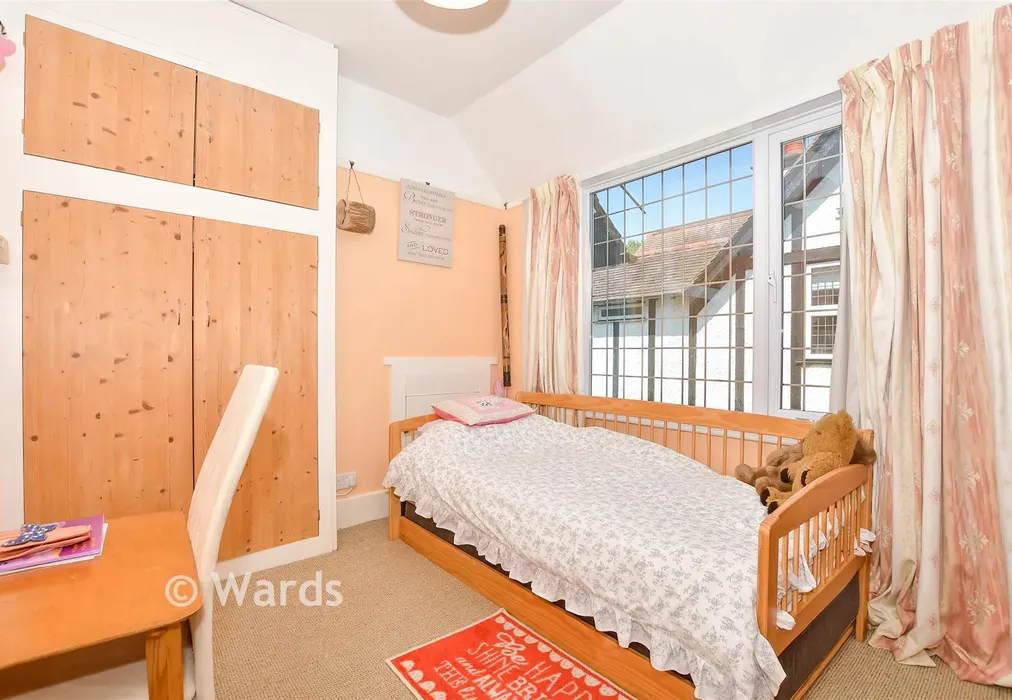 Bedroom 3 - Loose Road, Maidstone, Kent - Wards of Kent
