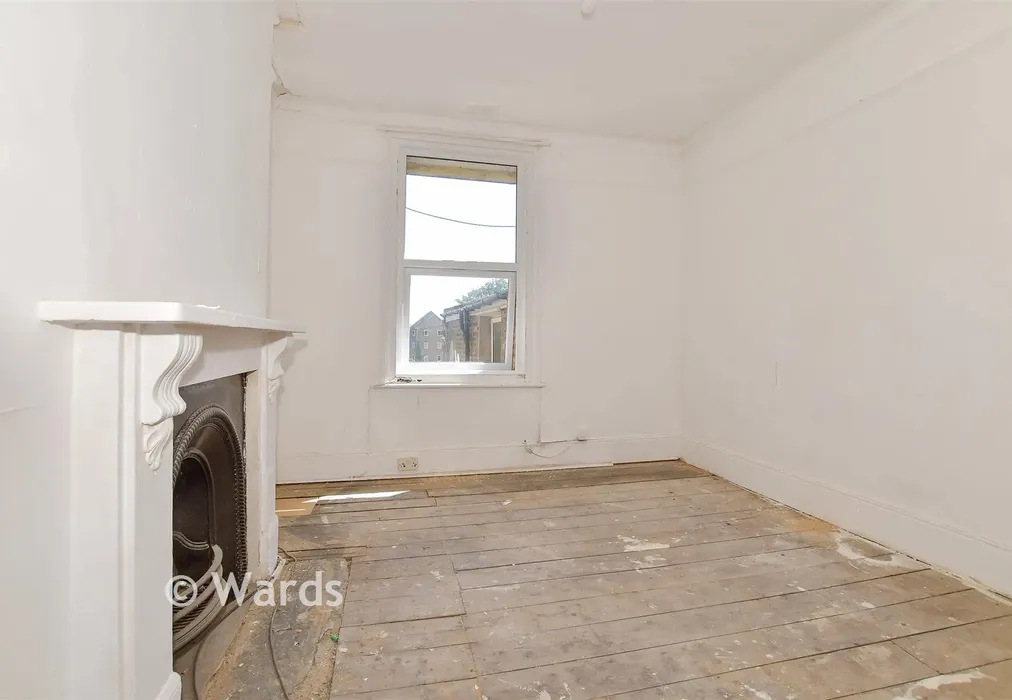 Bedroom 1 - Godwin Road, Cliftonville, Kent - Wards of Kent