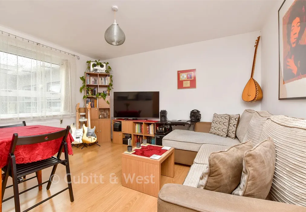 Lounge / Kitchen / Diner - Talbot Close, Mitcham, Surrey - Wards of Kent