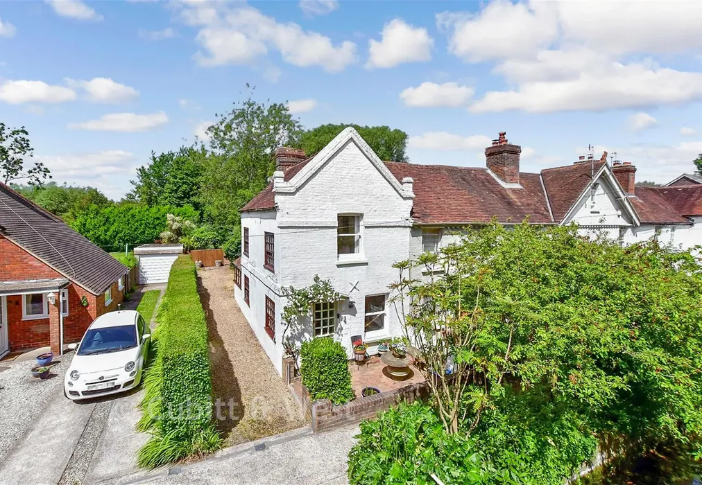 Front (Web) - Lumley Road, Emsworth, Hampshire - Wards of Kent
