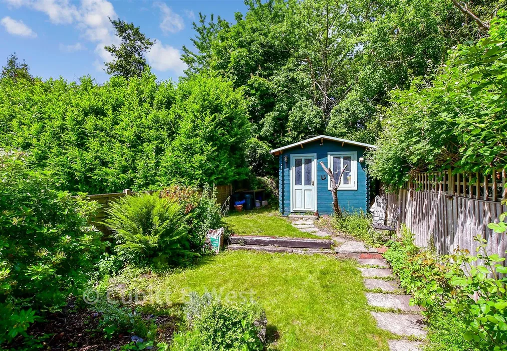Rear Garden - Lumley Road, Emsworth, Hampshire - Wards of Kent