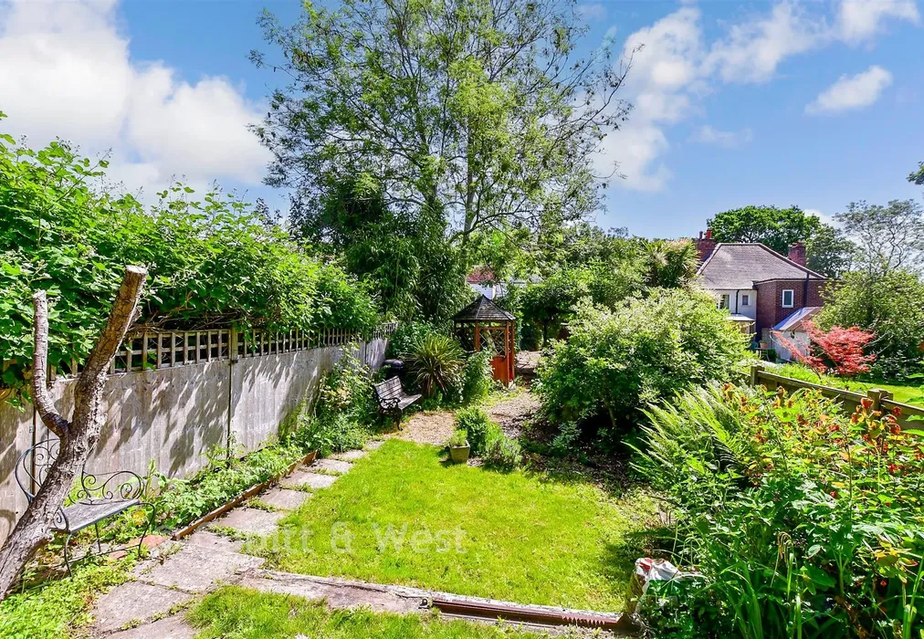 Rear Garden - Lumley Road, Emsworth, Hampshire - Wards of Kent