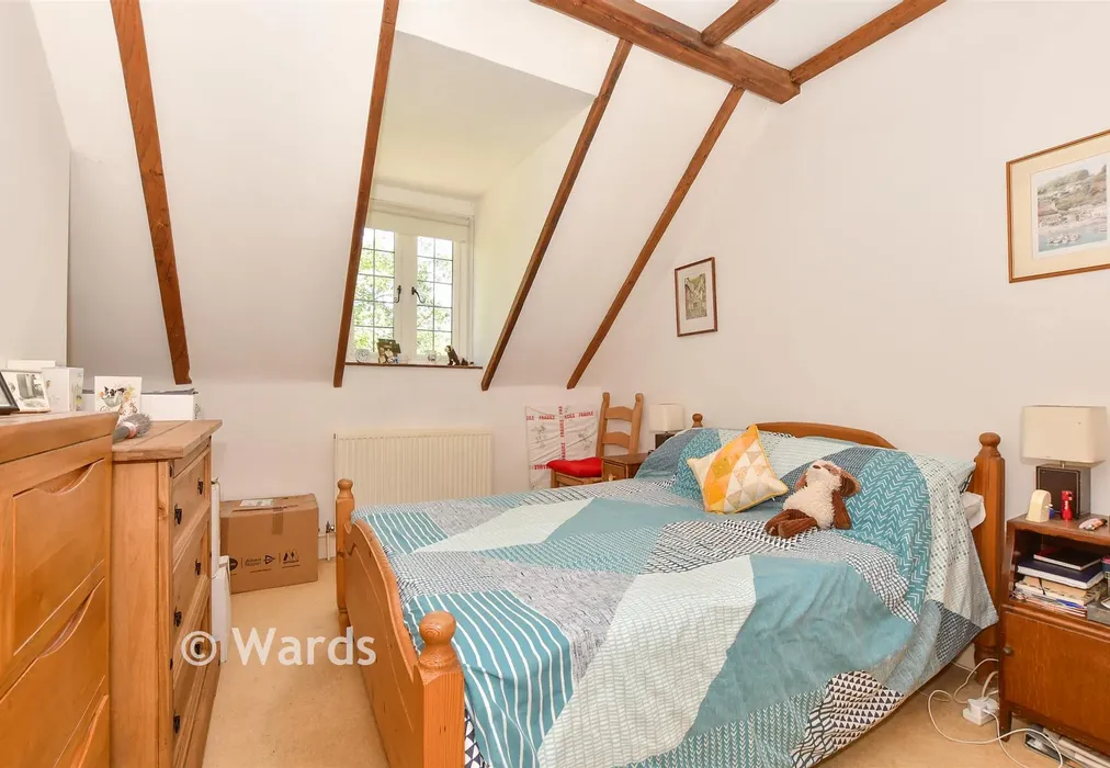 Bedroom 1 - Maidstone Road, Staplehurst, Kent - Wards of Kent