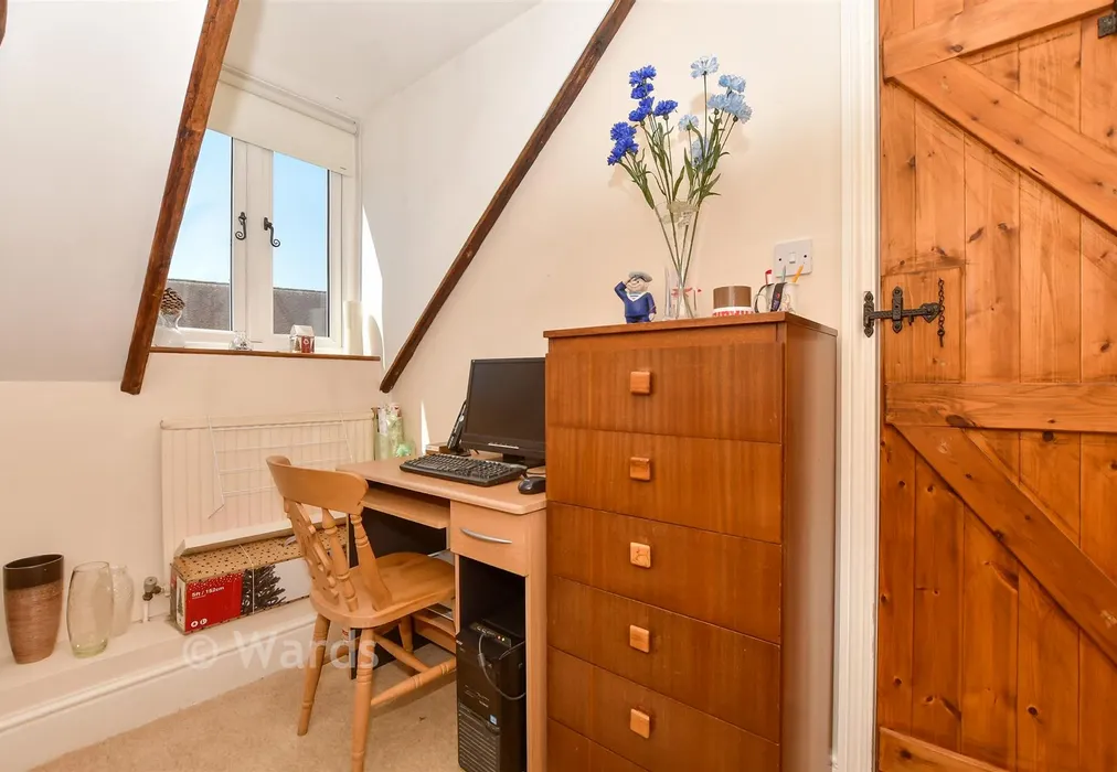 Bedroom 2 - Maidstone Road, Staplehurst, Kent - Wards of Kent