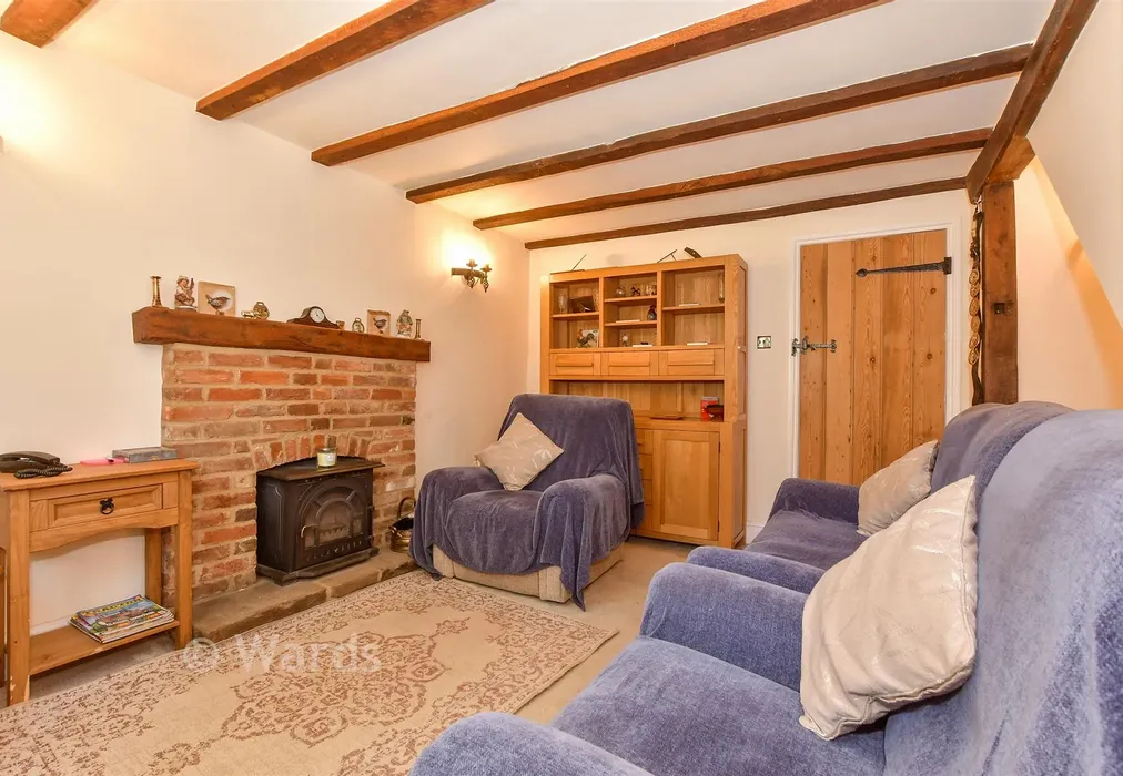 Lounge - Maidstone Road, Staplehurst, Kent - Wards of Kent