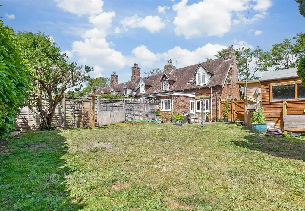Rear Garden - Maidstone Road, Staplehurst, Kent - Wards of Kent