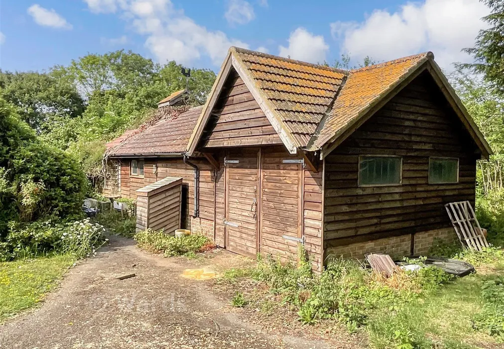 Outbuilding - Lower Sands, Dymchurch, Romney Marsh, Kent - Wards of Kent