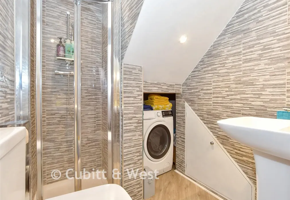 Shower Room - Ferry Road, Southsea, Hampshire - Wards of Kent