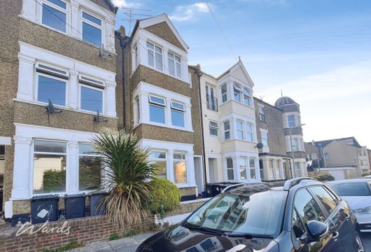 Albany Drive Herne Bay CT6 - Wards of Kent