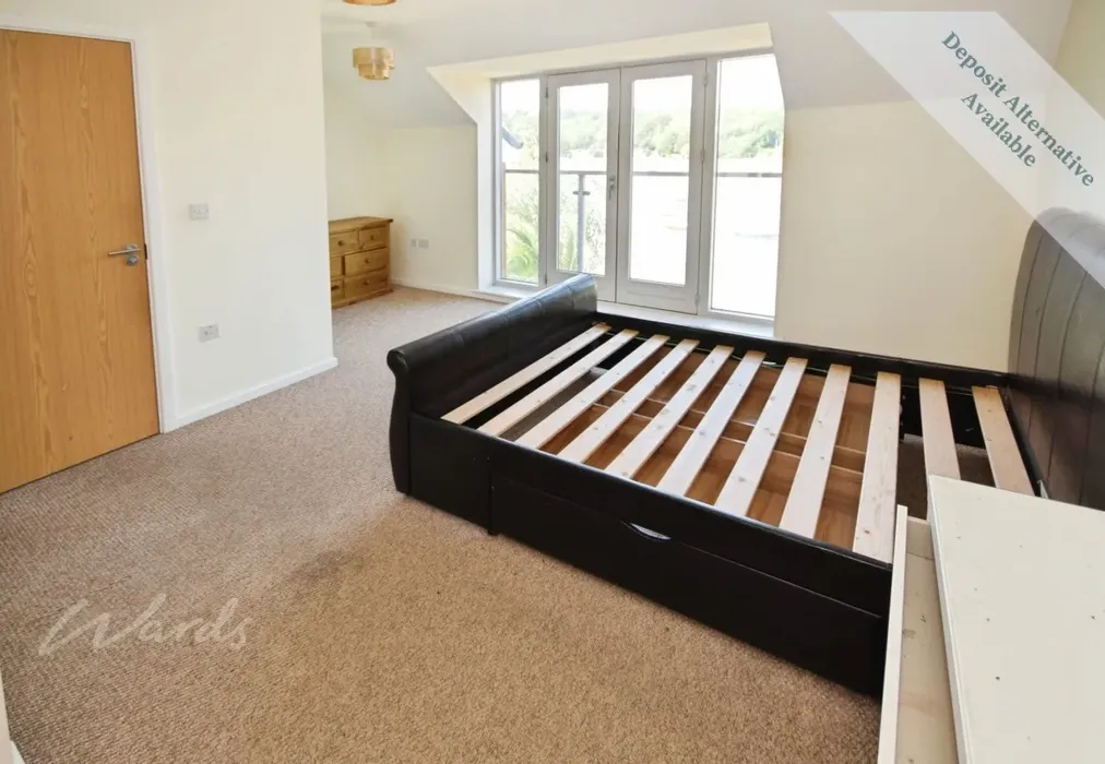 shoreway bed 1 - The Shoreway Chatham ME4 - Wards of Kent