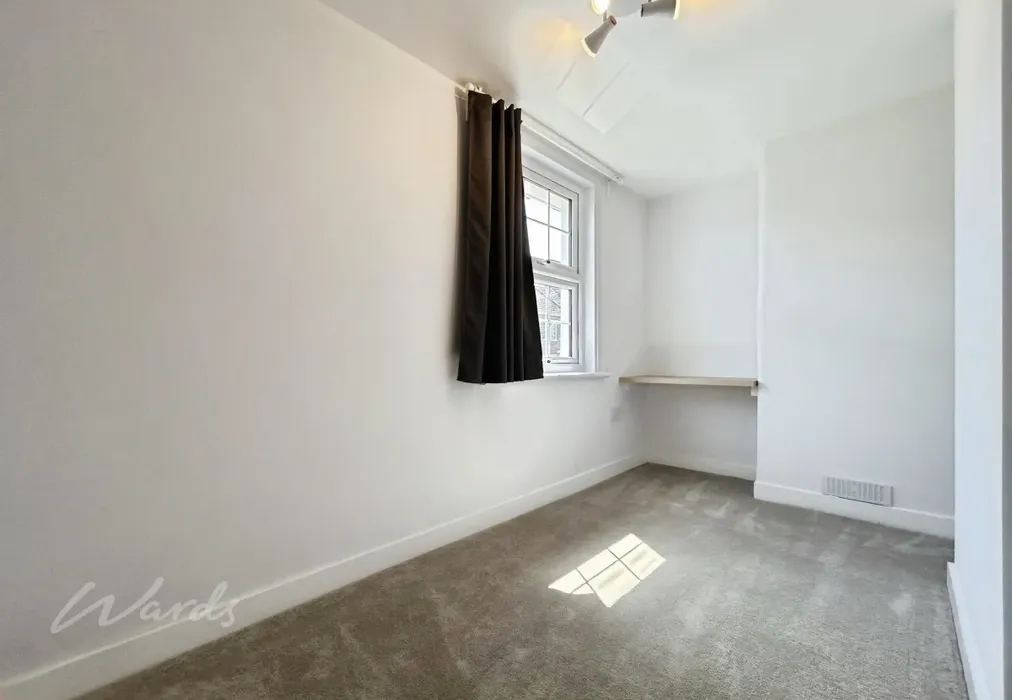bed 2 - Priory Street Tonbridge TN9 - Wards of Kent