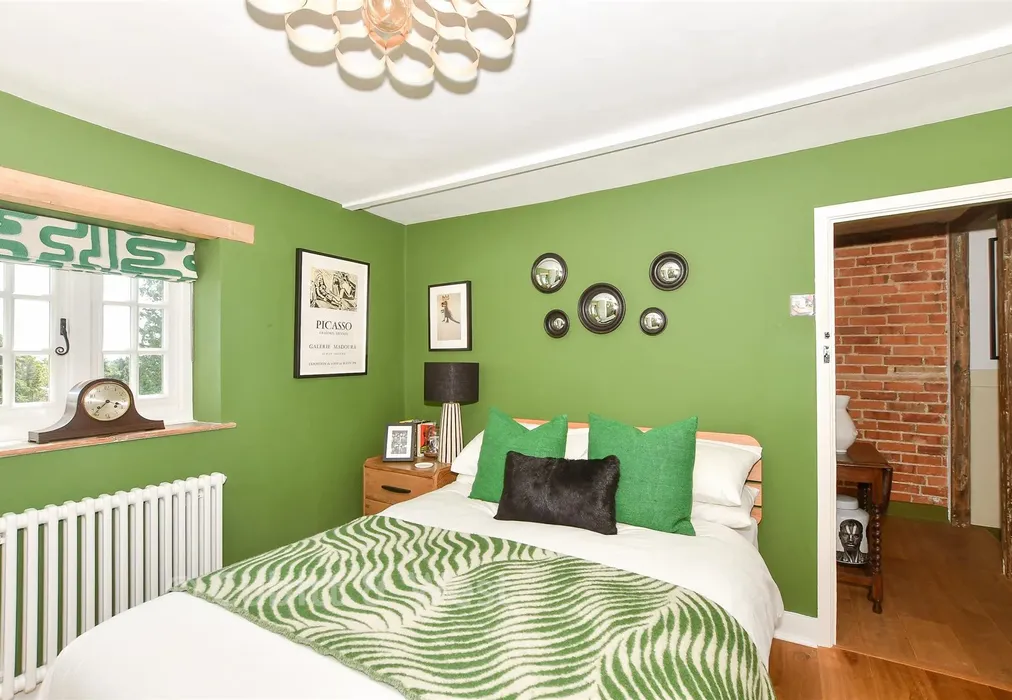 Bedroom 2 - Lordswell Lane, Crowborough, East Sussex - Wards of Kent