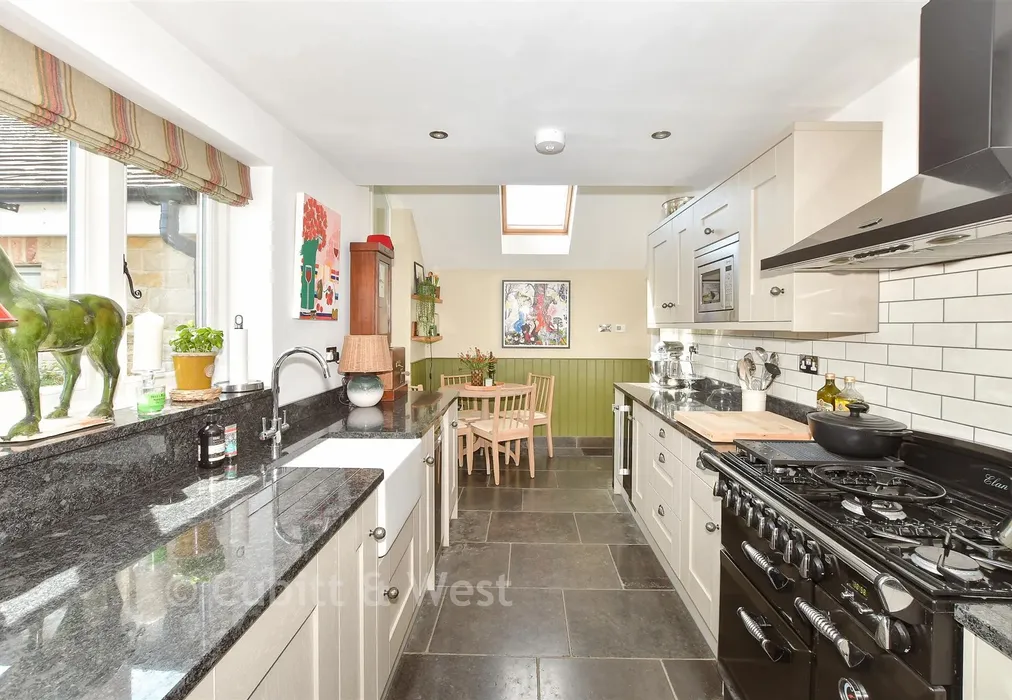 Kitchen/Breakfast Room - Lordswell Lane, Crowborough, East Sussex - Wards of Kent