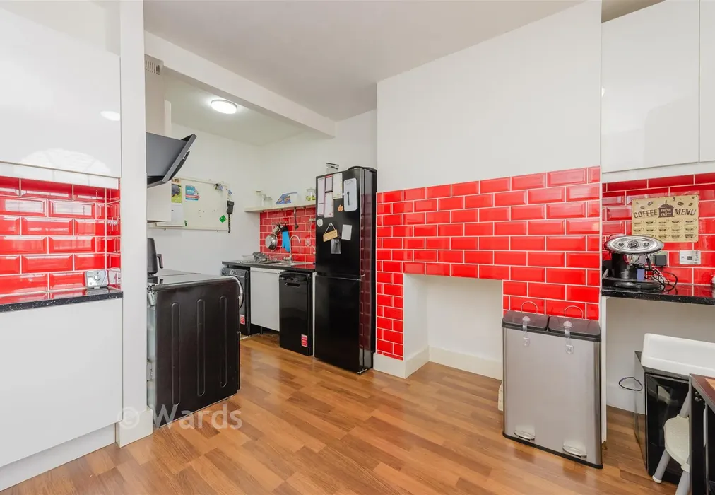 Kitchen - Zion Place, Gravesend, Kent - Wards of Kent