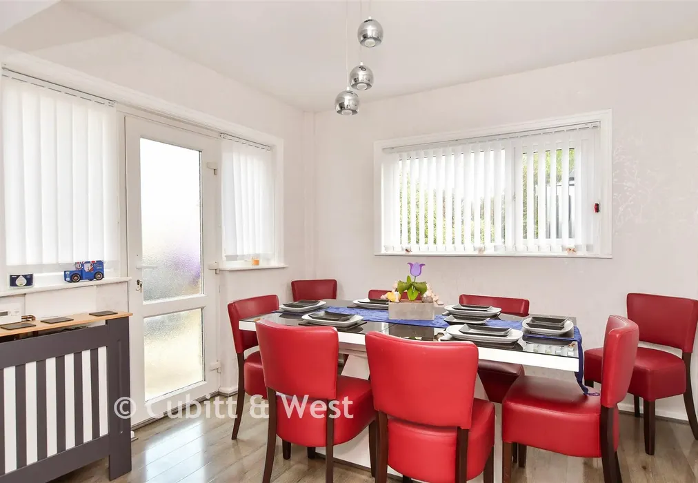 Dining Room - Chichester Road, Bognor Regis, West Sussex - Wards of Kent