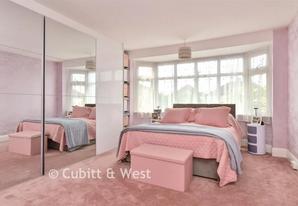 Bedroom 1 - Chichester Road, Bognor Regis, West Sussex - Wards of Kent