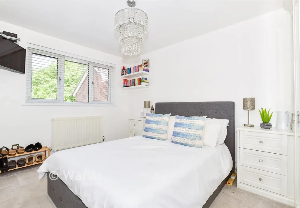 Bedroom 2 - Beechmore Drive, Walderslade, Chatham, Kent - Wards of Kent