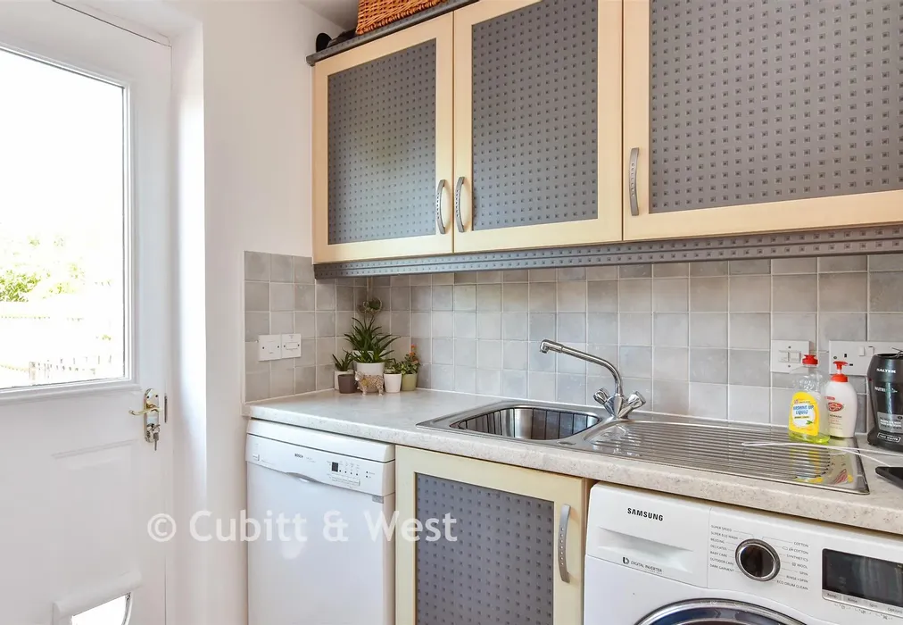 Utility Room - Hill Top Way, Newhaven, East Sussex - Wards of Kent