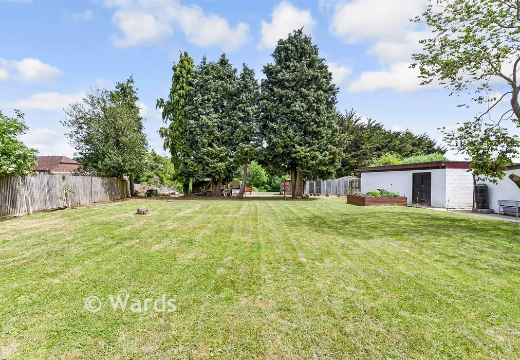 Rear Garden - Upper Street, Leeds, Maidstone, Kent - Wards of Kent