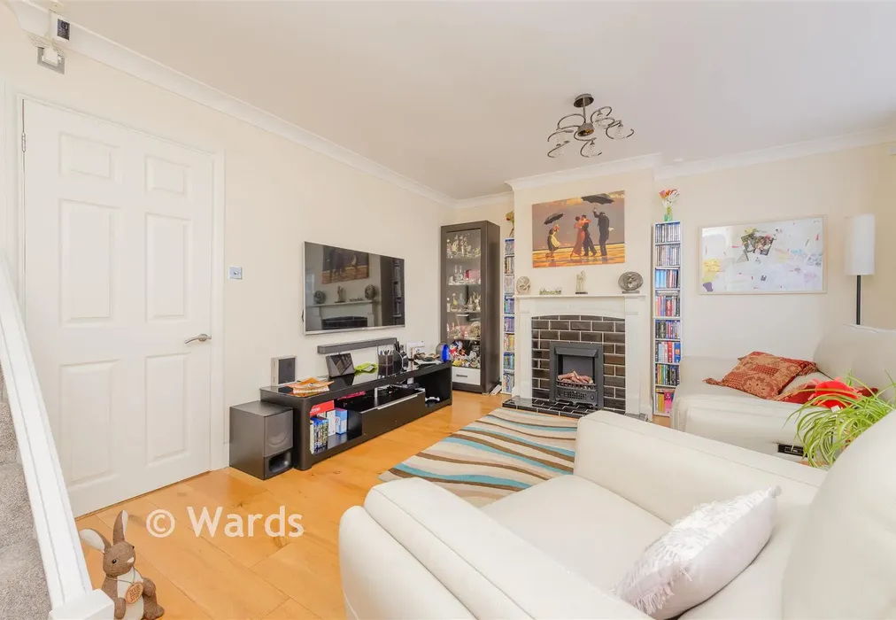Living Room - Sycamore Avenue, Sidcup, Kent - Wards of Kent