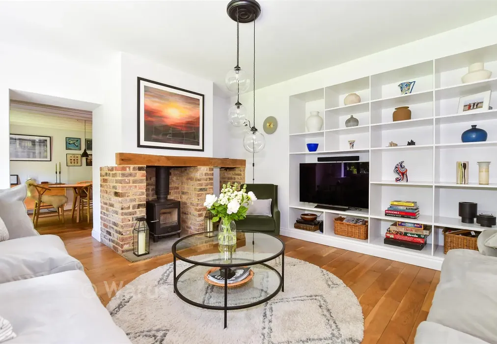 Lounge - Warmlake Road, Sutton Valence, Maidstone, Kent - Wards of Kent