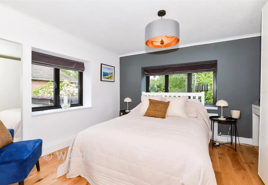 Bedroom 3 - Warmlake Road, Sutton Valence, Maidstone, Kent - Wards of Kent