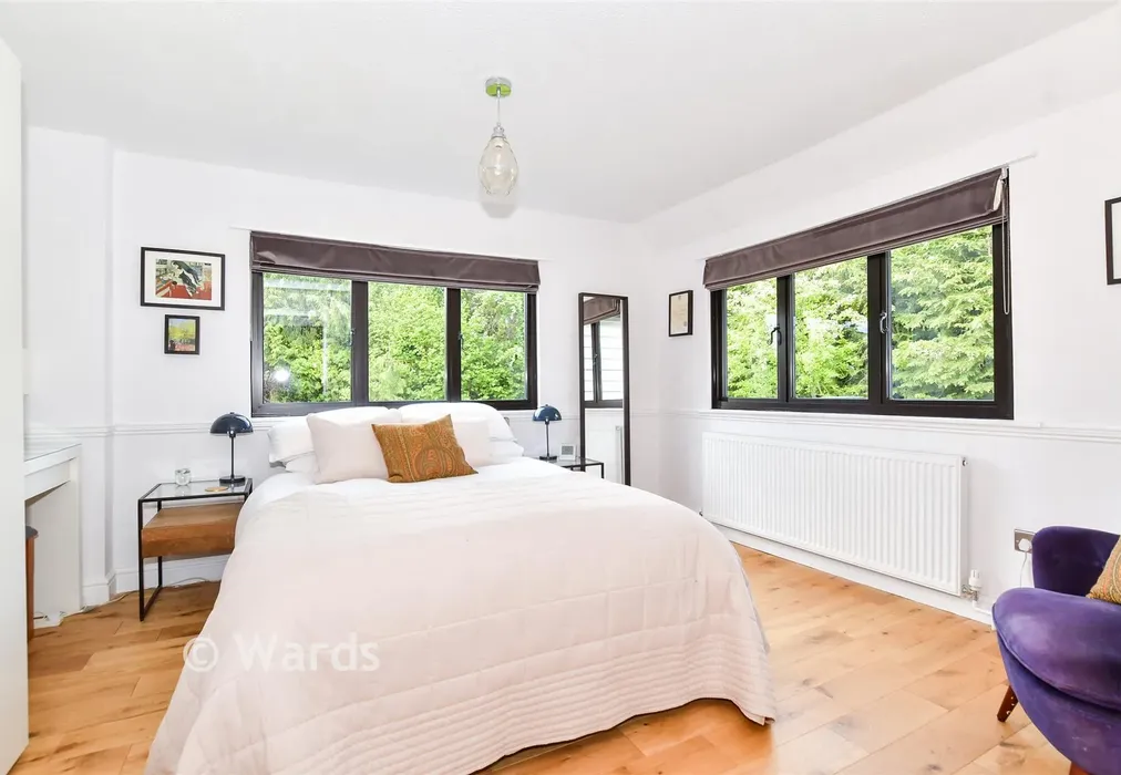 Bedroom 2 - Warmlake Road, Sutton Valence, Maidstone, Kent - Wards of Kent
