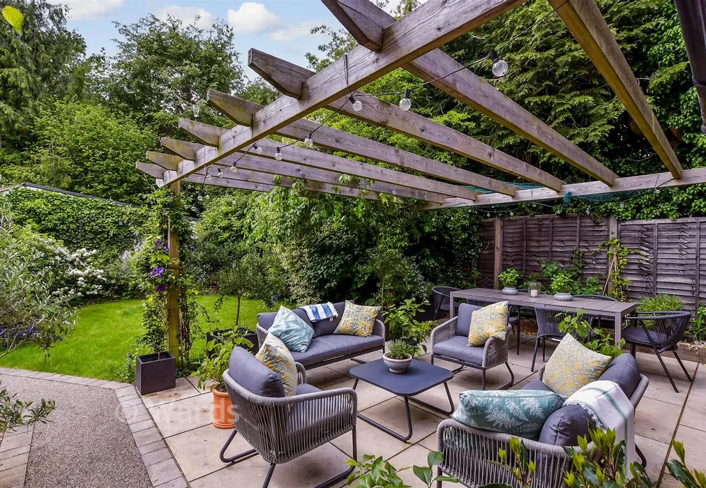 Front Garden - Warmlake Road, Sutton Valence, Maidstone, Kent - Wards of Kent