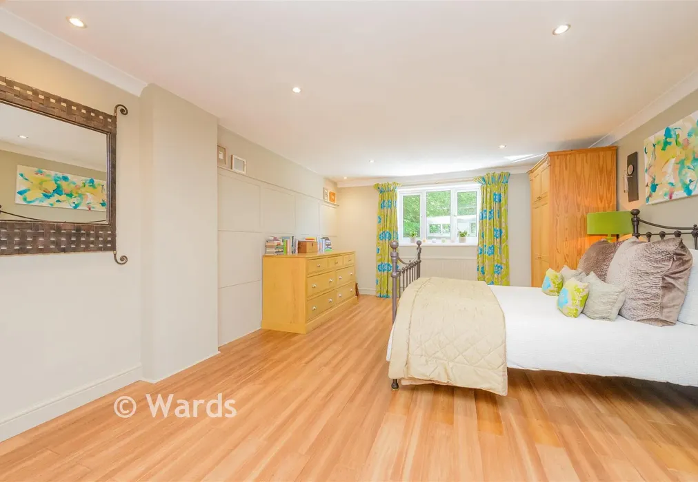 Bedroom 1 - Dargets Road, Walderslade, Chatham, Kent - Wards of Kent
