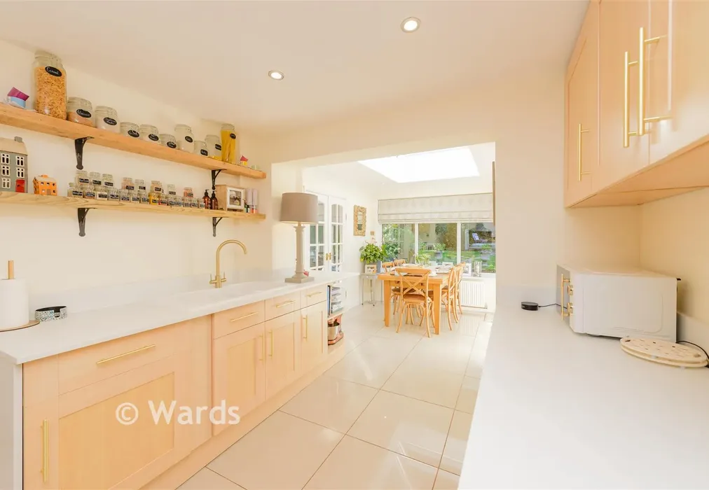 Kitchen - Dargets Road, Walderslade, Chatham, Kent - Wards of Kent
