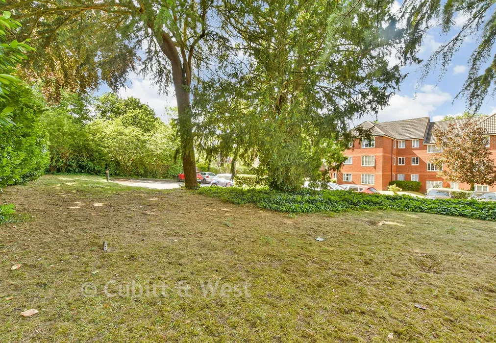 Communal Gardens - Devonshire Road, Sutton, Surrey - Wards of Kent