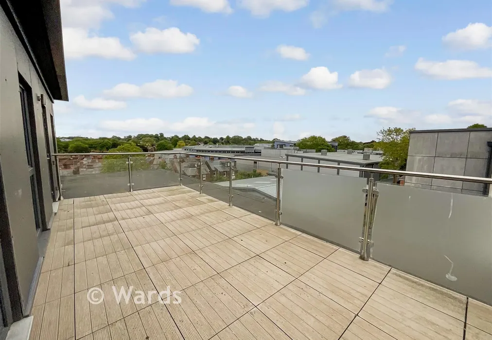 Balcony - Lower Chantry Lane, Canterbury, Kent - Wards of Kent