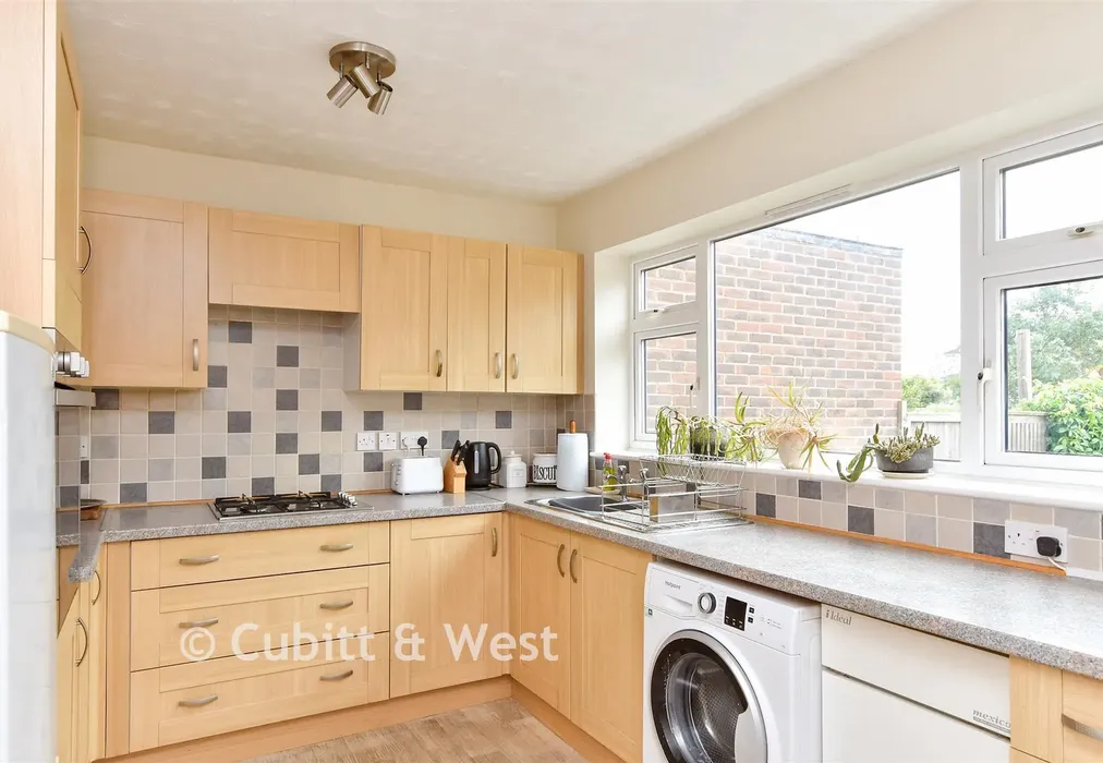 Kitchen/ Diner - Fitzalan Road, Arundel, West Sussex - Wards of Kent
