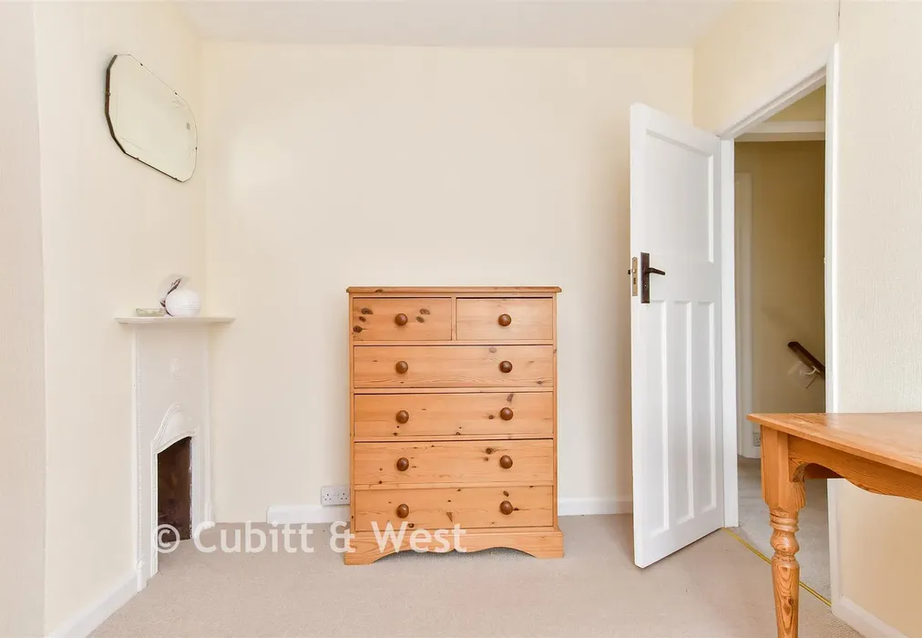Bedroom 2 - Fitzalan Road, Arundel, West Sussex - Wards of Kent