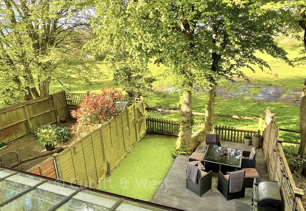 View Of Garden - Penfolds Place, Arundel, West Sussex - Wards of Kent