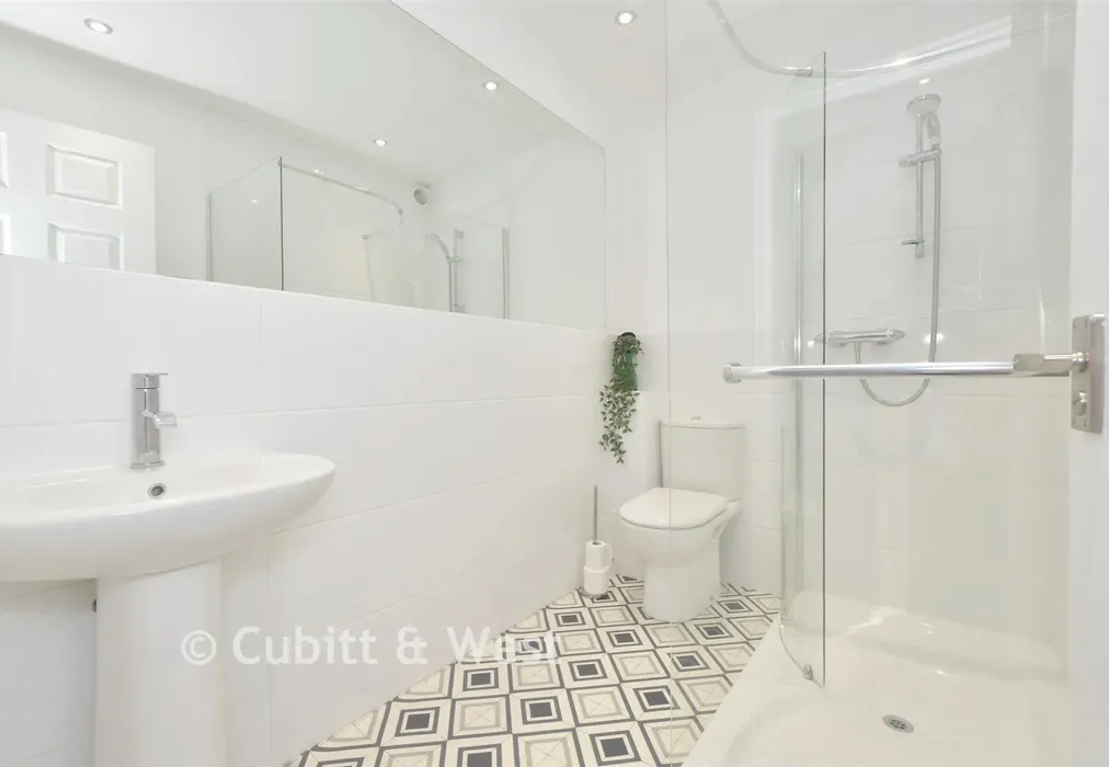 Shower Room - Penfolds Place, Arundel, West Sussex - Wards of Kent
