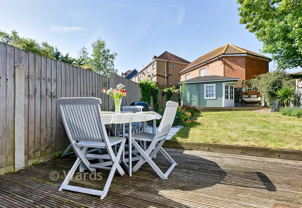 Rear Garden - Bradstow Way, Broadstairs, Kent - Wards of Kent