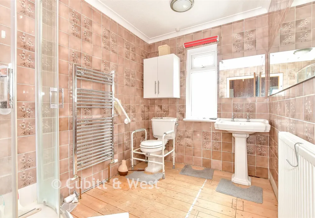 Shower Room - Cambrai Avenue, Chichester, West Sussex - Wards of Kent