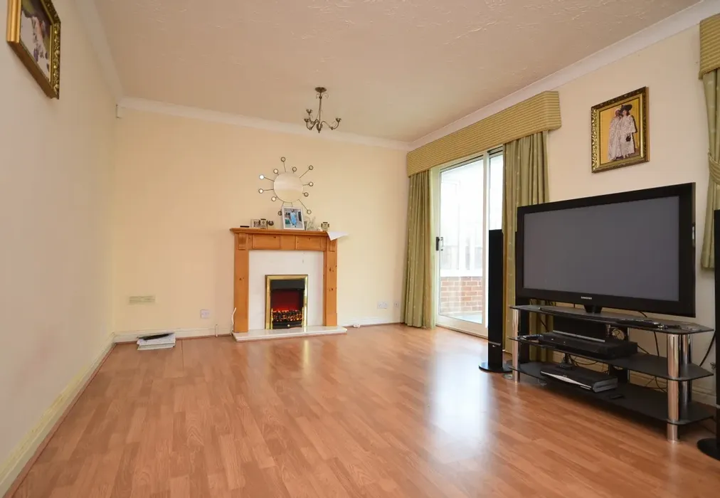 Lounge - Recreation Way Kemsley ME10 - Wards of Kent