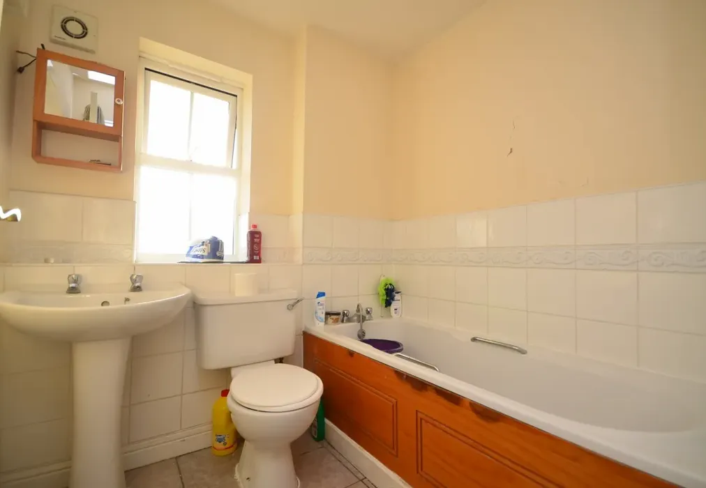 Bathroom - Recreation Way Kemsley ME10 - Wards of Kent