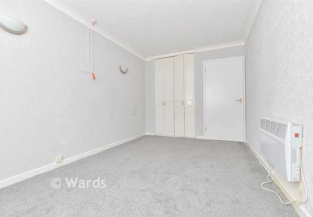 Bedroom - Wellington Crescent, Ramsgate, Kent - Wards of Kent