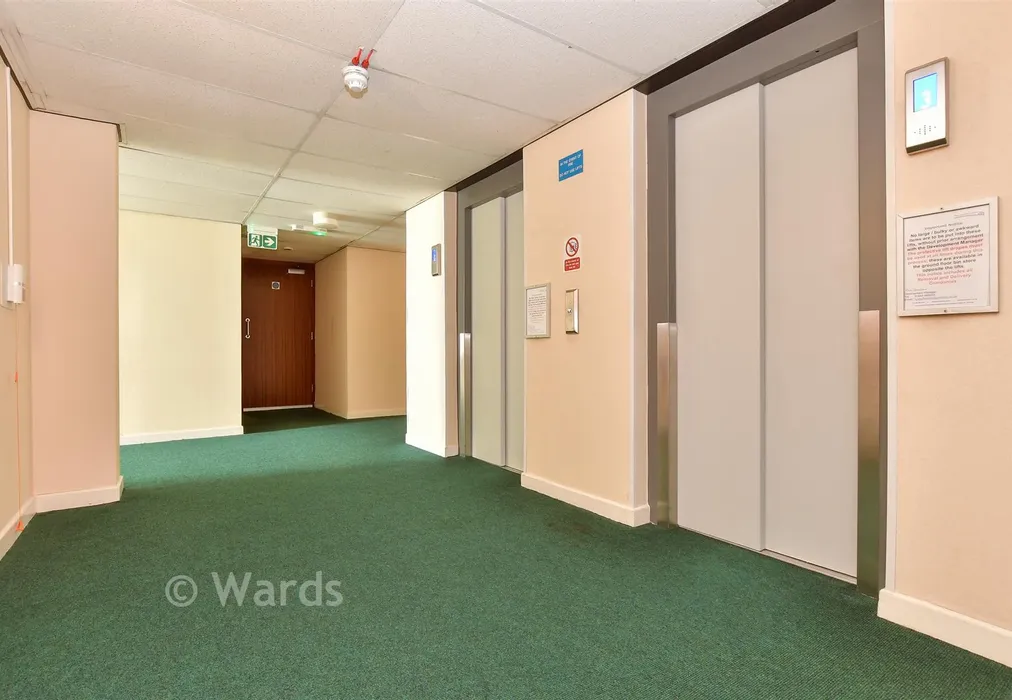 Internal Lifestyle Photograph - Wellington Crescent, Ramsgate, Kent - Wards of Kent